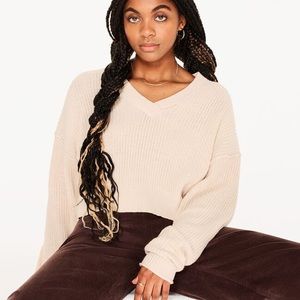 aeropostale womens cream v neck cropped sweater